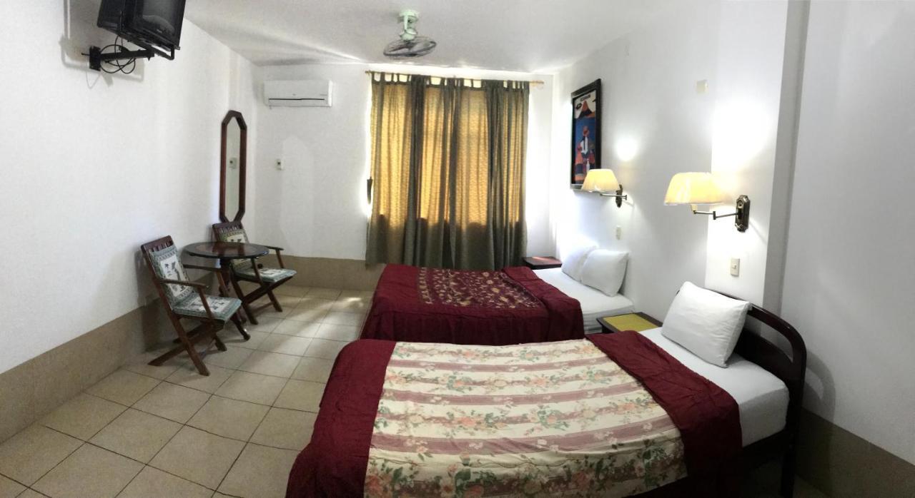 Hotel Pacifico Puerto López Pokoj fotografie